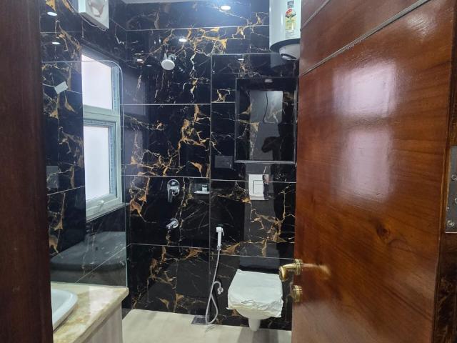 Chittaranjan Park 2 Bedroom 125 Sq. Yd. Builder Floor in Chittaranjan Park Delhi Listing ID: #9853