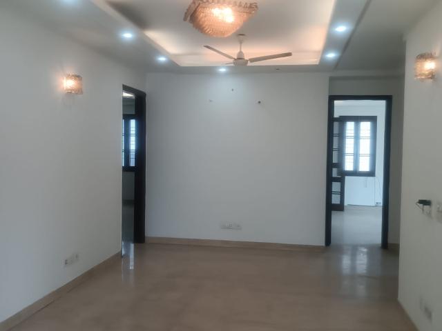 Chittaranjan Park 3 Bedroom 2000 Sq. Ft. Builder Floor in Chittaranjan Park Delhi Listing ID: #9598