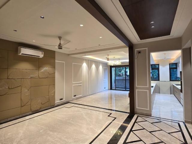 Chittaranjan Park, South Delhi 4 Bedroom 3000 Sq. Ft. Builder Floor in Chittaranjan Park Delhi Listing ID: #10372