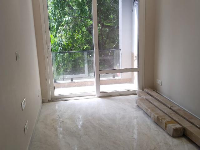 Chittaranjan Park, South Delhi 3 Bedroom 115 Sq. Yd. Builder Floor in Chittaranjan Park Delhi Listing ID: #10151