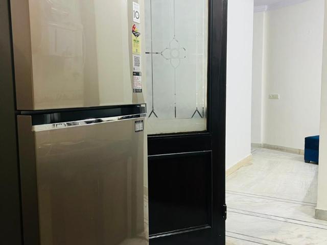 Chittaranjan Park, South Delhi 3 Bedroom 170 Sq. Yd. Builder Floor in Chittaranjan Park Delhi Listing ID: #10151