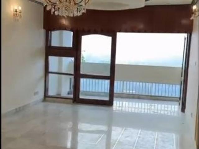 Chittranjan Park 3 Bedroom 160 Sq. Yd. Builder Floor in Chittaranjan Park Delhi Listing ID: #10354