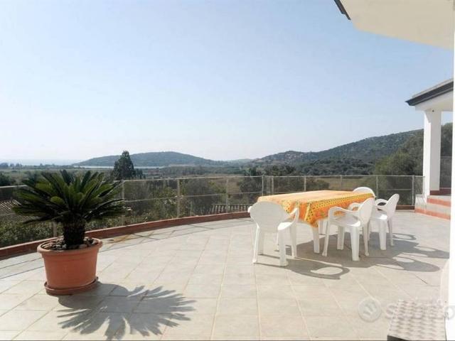 CHIA Casa Alice con terrazza vista mare