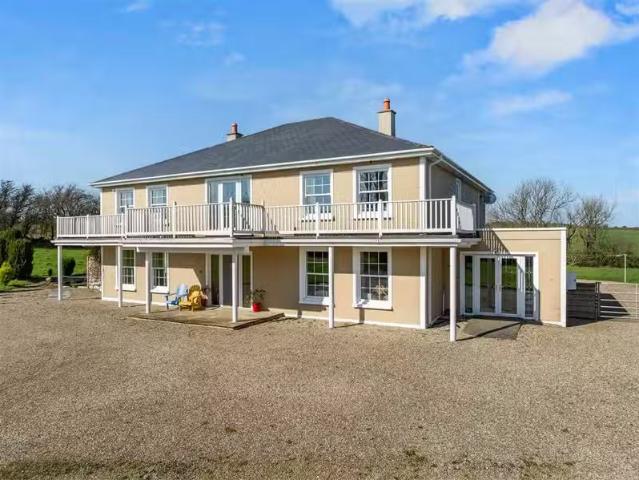 Chia Lodge, Arthurstown, Wexford, Y34 W327