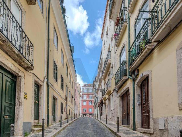 Chiado Lisboa apartamento T2+1 Único e exclusivo com piscina e terraço privativo