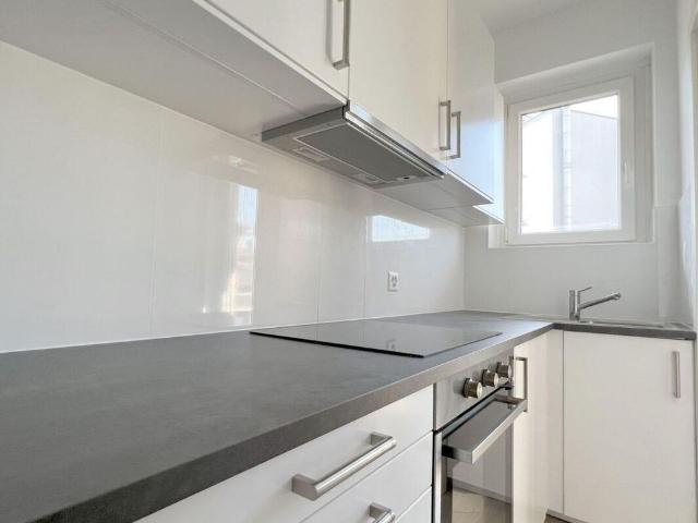 CHIASSO| COMFORTABLE THREE ROOM APARTMENT