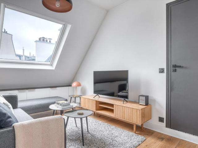 Chic One Bedroom Retreat in Paris, Paris Amsterdam Apartments for Rent