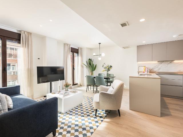 Chic apartment with 2 bedrooms and a pool for rent