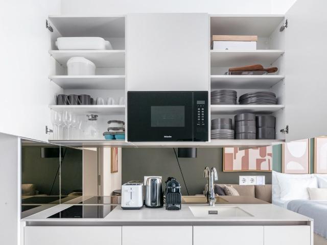 Chic Innere Stadt 1BR w/ Gym & Doorman, walk to Graben, Vienna Amsterdam Apartments for Rent