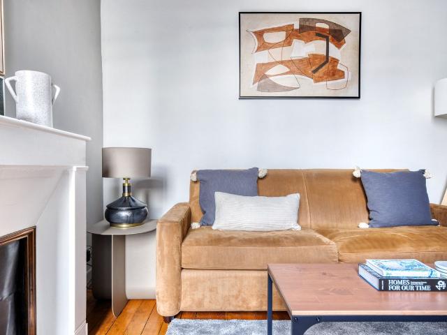 Chic Le Marais One Bedroom Retreat Awaits!, Paris Amsterdam Apartments for Rent