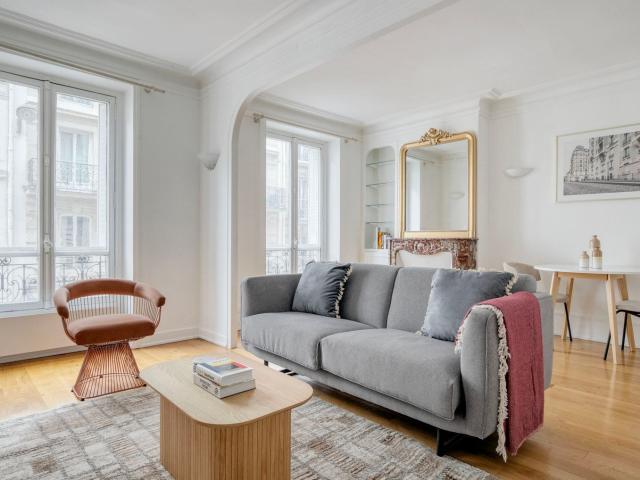 Chic Parisian One Bedroom Escape