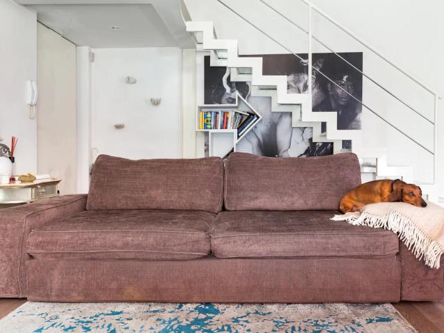 Chic Retro Fashion Loft with Courtyard