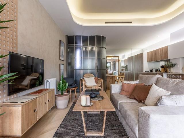 Chic Saharan Inspired 1 Bedroom Apartment with Dedicated Workspace and Natural Light, Madrid Amsterdam Apartments for Rent