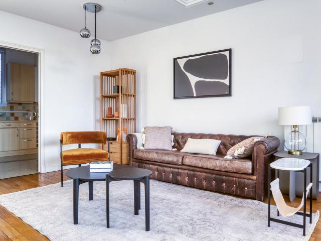 Chic Two Bedroom Apartment with Parisian Views, Paris Amsterdam Apartments for Rent