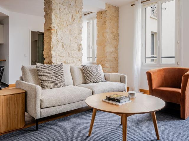Chic Two Bedroom Apartment in Vibrant Paris