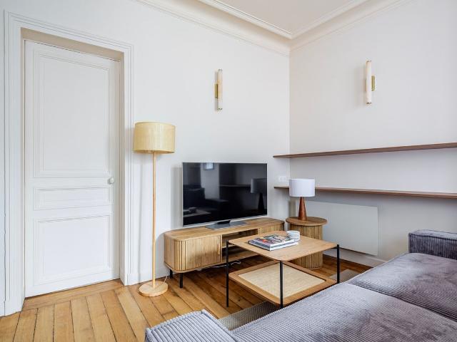Chic Two Bedroom Apartment in Le Marais, Paris Amsterdam Apartments for Rent