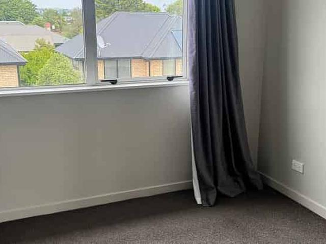 Chic 2BR Apt with Balcony & Parking!
