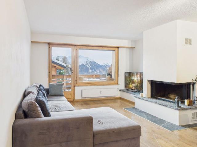 Chic 3.5 pièces – appartement meublé avec vue sur les montagnes à Verbier