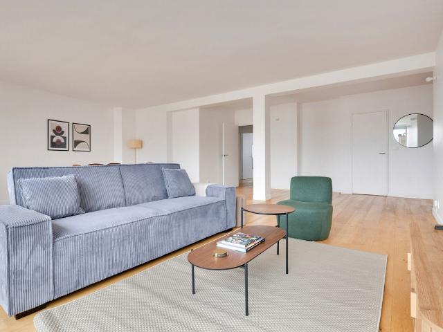 Chic 3 Bedroom Parisian Apartment in Auteuil, Paris Amsterdam Apartments for Rent