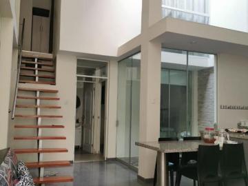 CHICLAYO_ VENTA CASA CERCA A LA PLAZA DE ARMAS, 2 calles