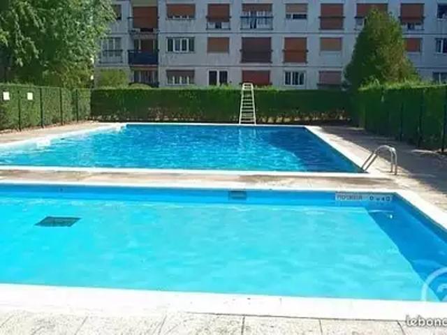 Chilly Mazarin 91380 Achat / Vente appartement 5 pièces t5 piscine balcon