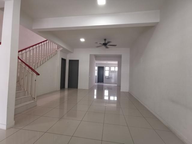 Chimes rimbayu double storey under market price