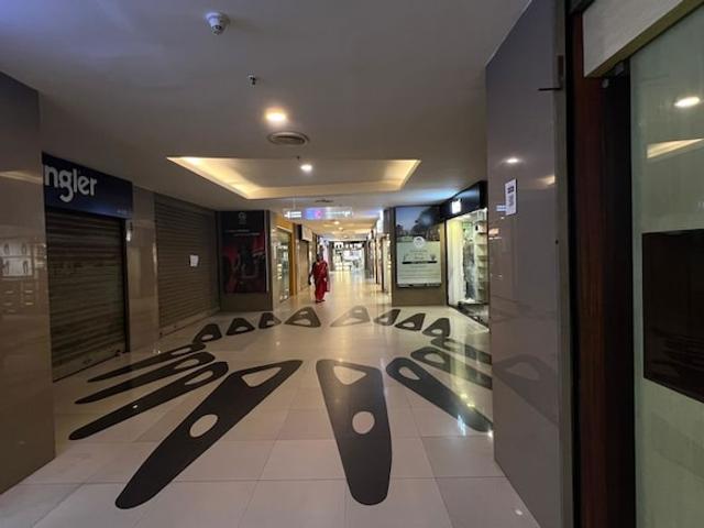 Chinar Park, East Kolkata Commercial Shop 500 Sq. Ft. in Chinar Park Kolkata Listing ID: #10320