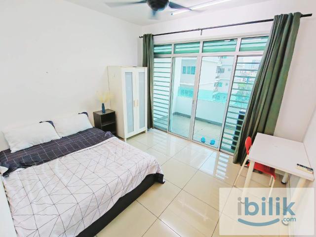 ==Chinese only==Balcony Bedroom for rent at Bukit Jalil