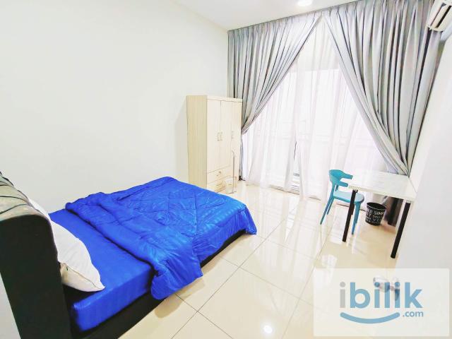 ==Chinese Only==Balcony Room for Rent at platinum oug residence