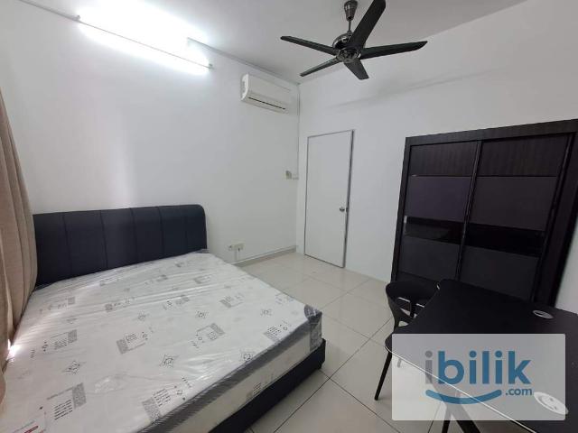 [Chinese Unit] Big Balcony Room Available End of May
