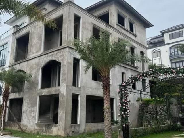 Chính chủ bán căn Biệt Thự Đồi 300m2 View Biển trung tâm Du lịch Bãi Cháy, Hạ Long