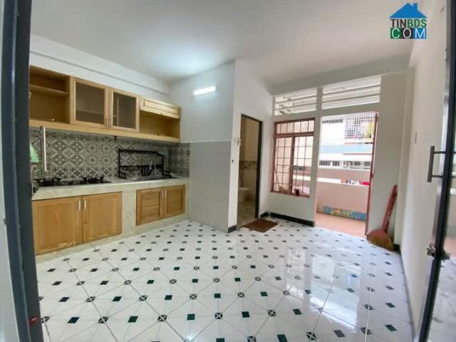 Chính chủ bán căn hộ 44m2 Phường 3 Q4, tầng 3, 1 PN nhà trống giao ngay