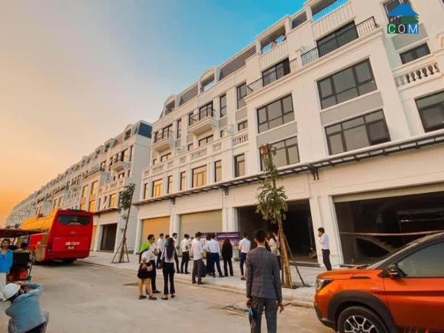 Chính chủ bán căn Liền kề dự án Khe cá La Emera Hạ Long