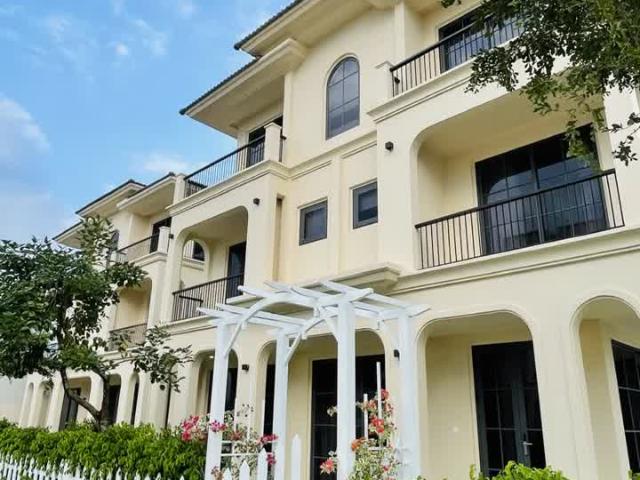 Chính chủ bán biệt thự Phú Quốc 8,1 tỷ, mặt trục đường tỷ đô 68m, trung tâm bãi Trường, full nội