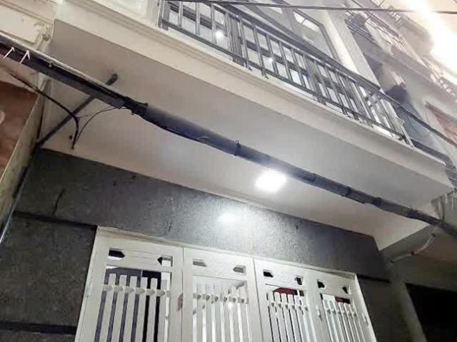 Chính Chủ Bán Gấp Nhà Trong Ngõ 72 Phố Dương Quảng Hàm Quan Hoa Cầu Giấy Hà Nội