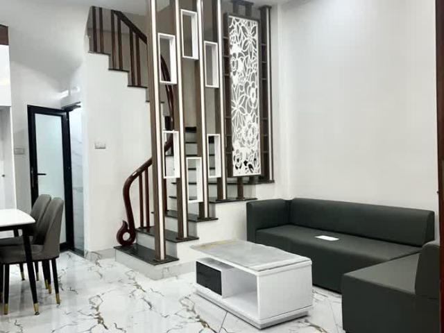 Chính chủ bán gấp nhà Đại Kim Hoàng Mai 40m2 5m mặt tiền chỉ hơn 6 tỷ kinh doanh sầm uất, ô tô