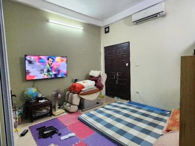 Chính chủ bán gấp nhà riêng tại Nguyễn Chính 140m2 5 tầng giá hơn 12 tỷ mặt tiền 7m, kinh