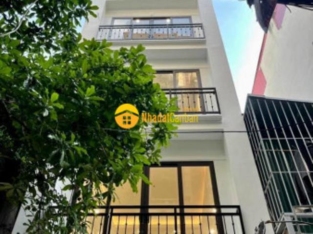 Chính chủ bán gấp nhà riêng phố kim giang thanh xuân nhà mới xây 40m5tầng4.5 tỷ