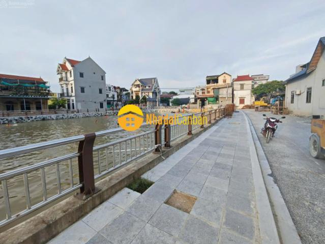 Chính chủ bán gấp 100m view hồ, đường 2 ô tô đỗ cửa, cực đẹp, giá tốt 0835459