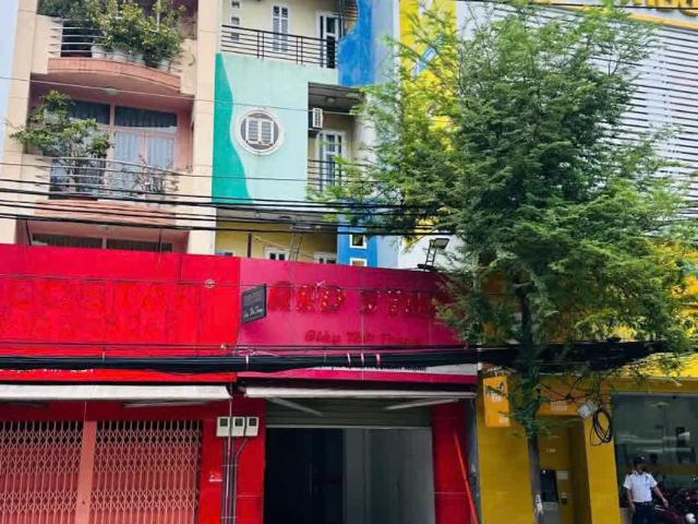 Chính Chủ Bán Mặt Tiền Lê Quang Định, P. 14, Q. Bình Thạnh. Dt: 3.9 x 20m, Giá Chỉ 22 tỷ. Tell