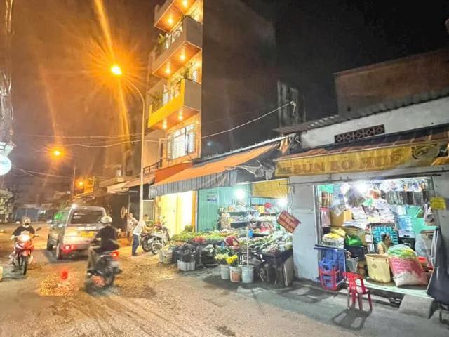 Chính chủ bán nhà mặt tiền đường Bùi Quang Là 4 x 10m, 4 tầng, giá chỉ 5.4 tỷ, vừa ở vừa kinh doanh