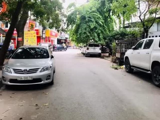 Chính chủ bán nhà mặt phố Lụa Vạn Phúc Hà Đông ô tô tránh kinh doanh 35m2 mt 5m chỉ 3.88 tỷ