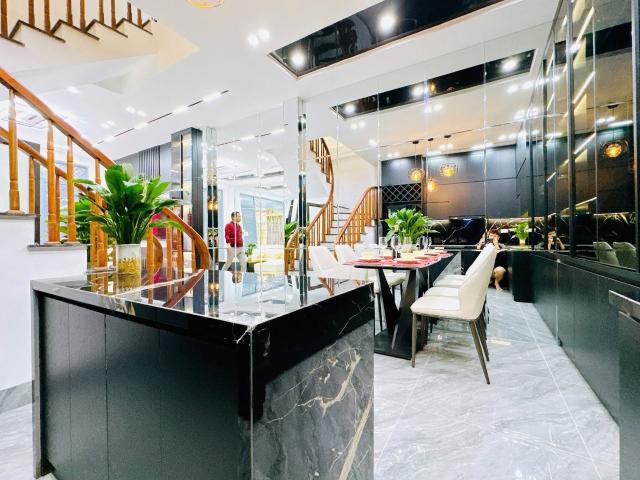 Chính chủ Bán nhà ngõ Văn Hương, 23m 5 tầng, lg, 100m ra ô tô, an sinh đỉnh, 5.4 tỷ 0973256