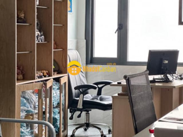 Chính chủ bán nhà bao đầu tư giáp 32. Q10 bán thấp hơn định giá hẻm ô tô nhỏ