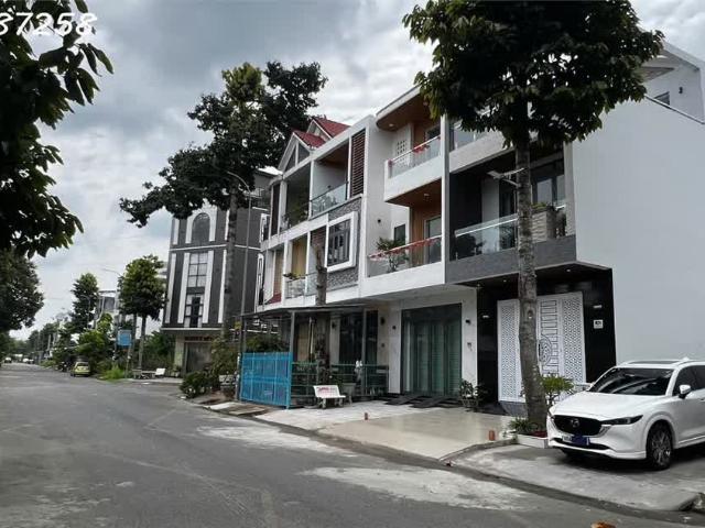 Chính chủ bán nhà KDC Nông Thổ Sản. Phường Hưng Phú. Tp Cần Thơ, DT 120m2, 5,339 tỷ