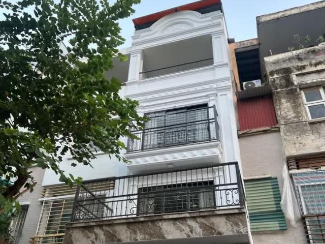 Chính Chủ Bán Nhà Phố Lê Trọng Tấn, Hà Đông Mặt Vườn Hoa, Vị Trí Đẹp Kinh Doanh Tốt