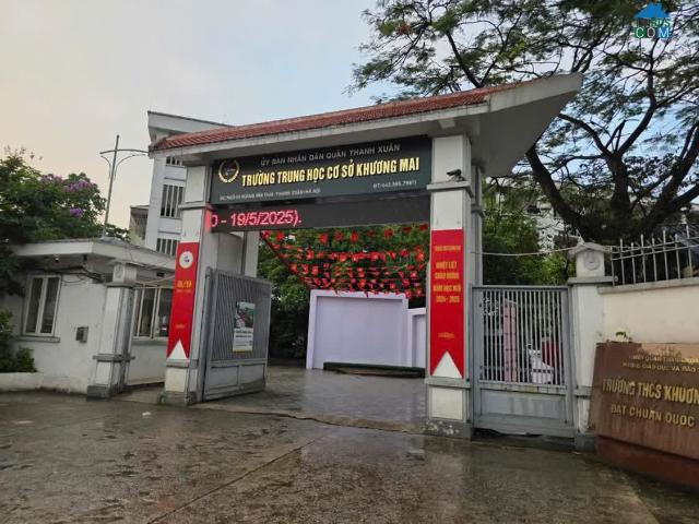 Chính chủ bán nhà trục chính đường Lạc Hồng trước cổng trường học cấp 2