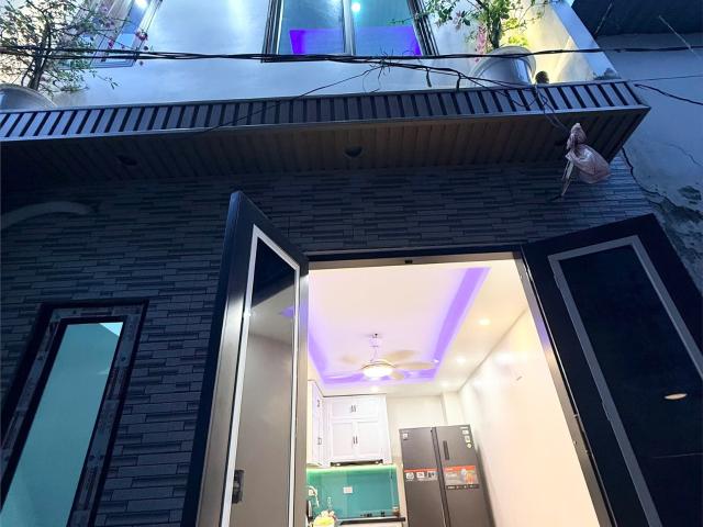 Chính chủ bán nhà 20m2 x3 tầng gần Time City Minh Khai Phường Vĩnh Hưng, Hoàng Mai, Hà Nội
