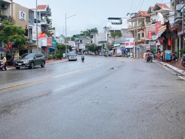 Chính chủ bán nhà 2 Tầng Mặt đường chính Cao Thắng, TP Hạ Long