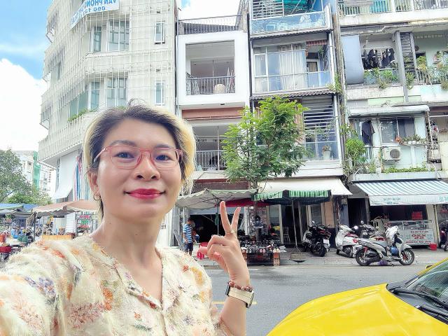 Chính chủ bán nhà 4 tầng mtkd đ. Lê thị hồng gấm, quận 1 hiếm nhà bán dt 35m2 * liên hệ giang: 093.86.76.685
